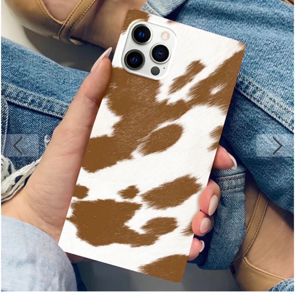FLAUNT SQUARE® Tan Cow iPhone Case in 14 max pro